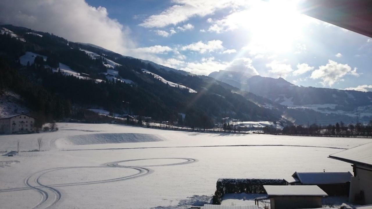 Apart Pfister Aschau Im Zillertal Eksteriør billede